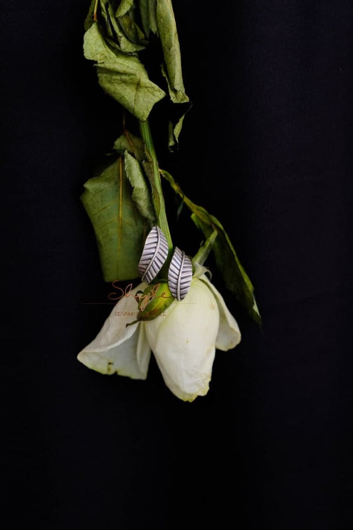 Qurbat Intricate Dual leaf Ring