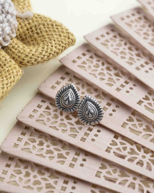 Adya Drop Motif Versatile Stud Earring